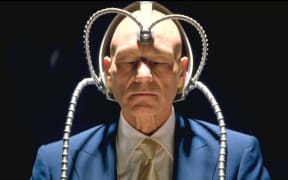 X Men ll 
2003
real Bryan Singer
Patrick Stewart.
COLLECTION CHRISTOPHEL © Marvel / 20th Century Fox
