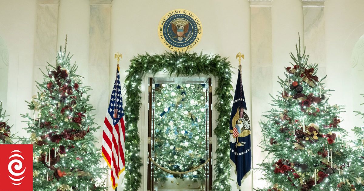 Inside this year’s White House holiday decor