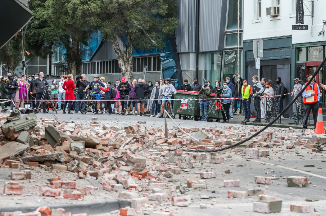 MELBOURNE, AUSTRALIA - SEPTEMBER 22: Damaged buildings (Betty's Burgers) following an earthquake are seen along Chapel Street  on September 22, 2021 in Melbourne, Australia. A magnitude 6.0 earthquake has been