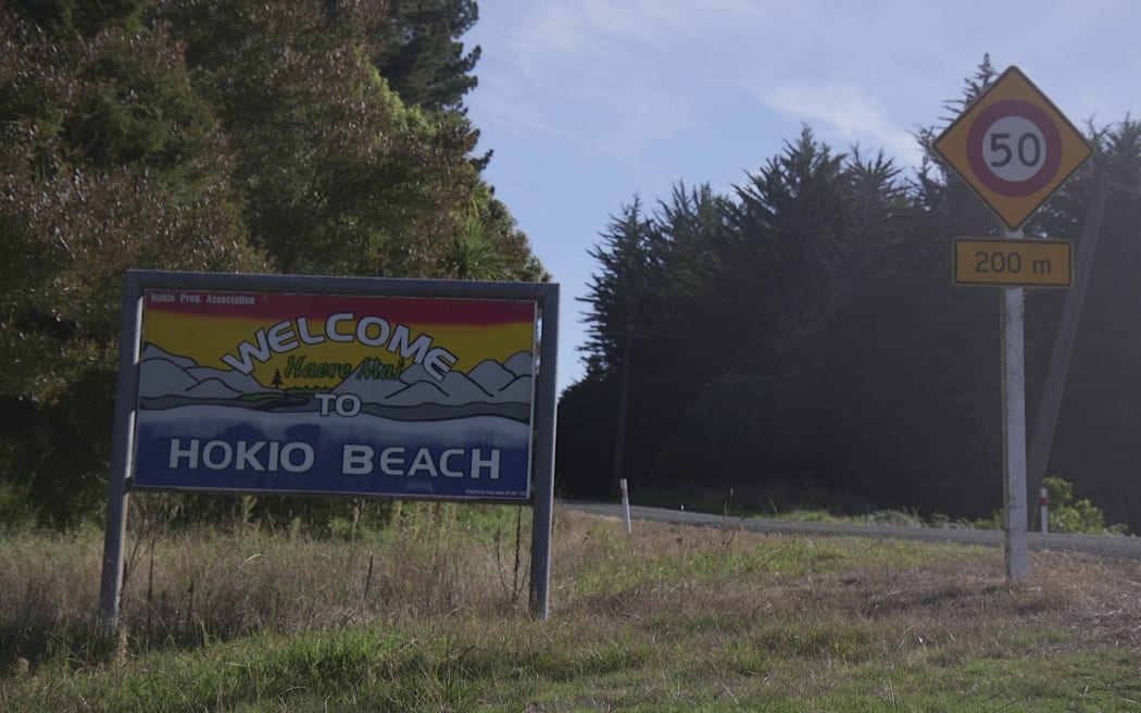 Hokio Beach