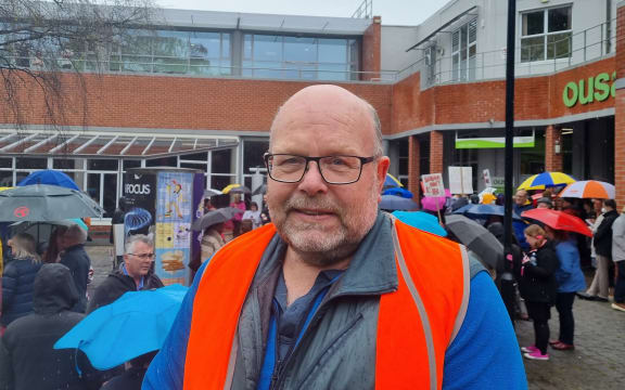 Hundreds members rallied for better pay and working conditions at the University of Otago on 11 October, 2022.