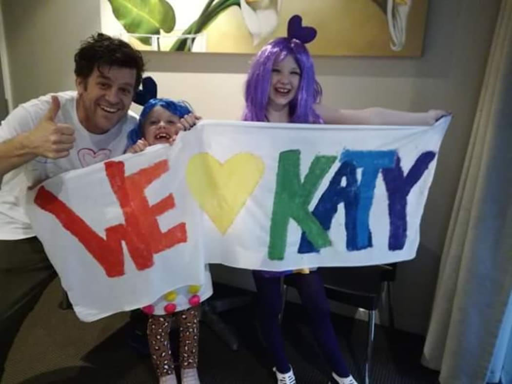 Brad, Asha and Ruby Warrington getting ready for Katy Perry
