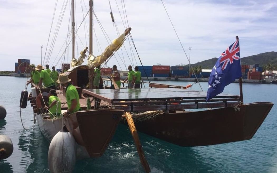 Marumaru Atua departing Rarotonga