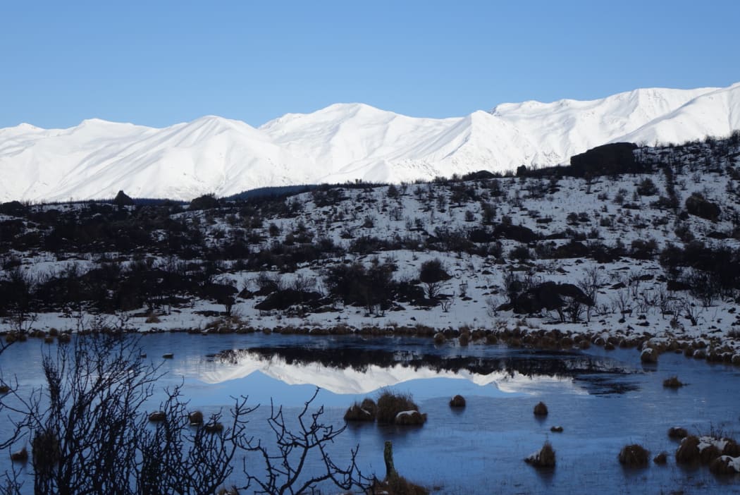 The fire near Lake Pukaki near the foot of Aoraki/Mt Cook, in the Mackenzie Country, was contained after snow and heavy rain hit the area but could take months to fully extinguish. 2 September 2020