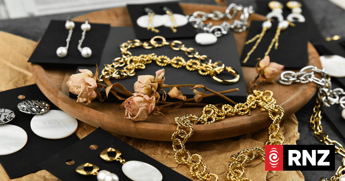 Gold rush spurs buyers to hunt for precious metal on Trade Me