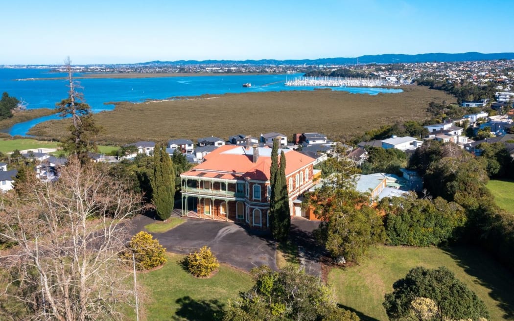 25-59 Clark Road Hobsonville.