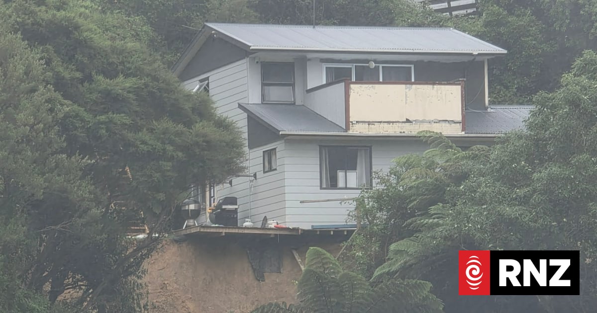 Tiaki Wai apologises after Wellington residents fight bills for water they can't use