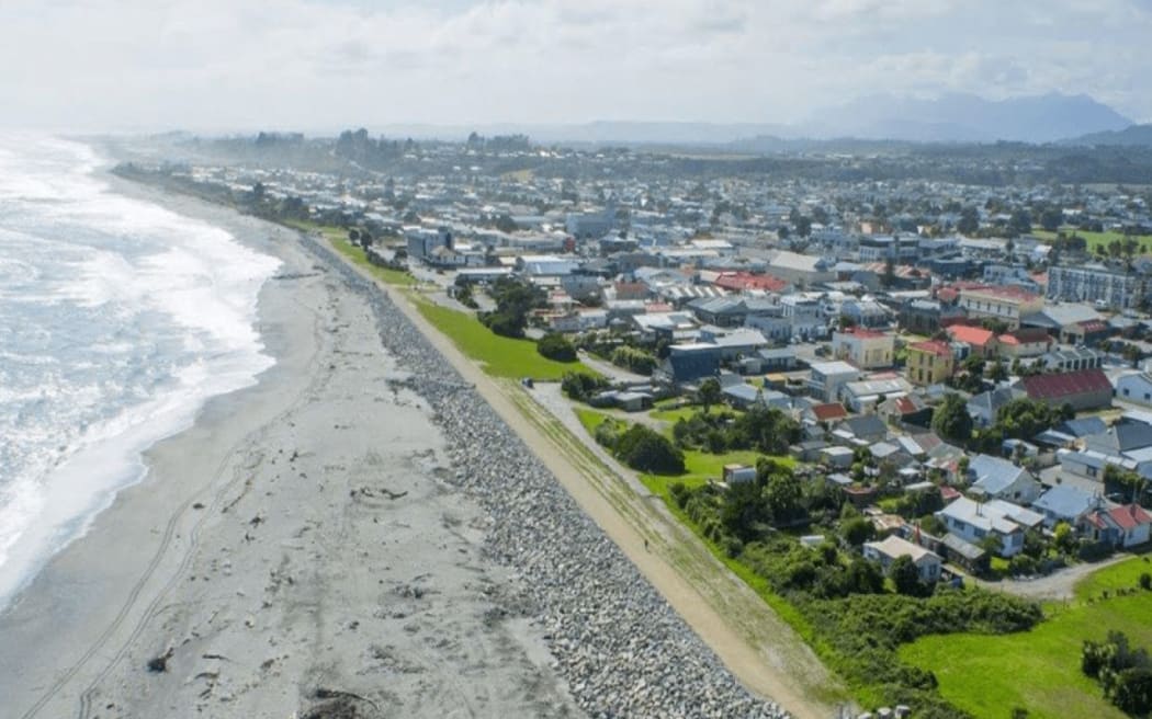 A Hokitika woman has blasted the regional council over her rate rise.
