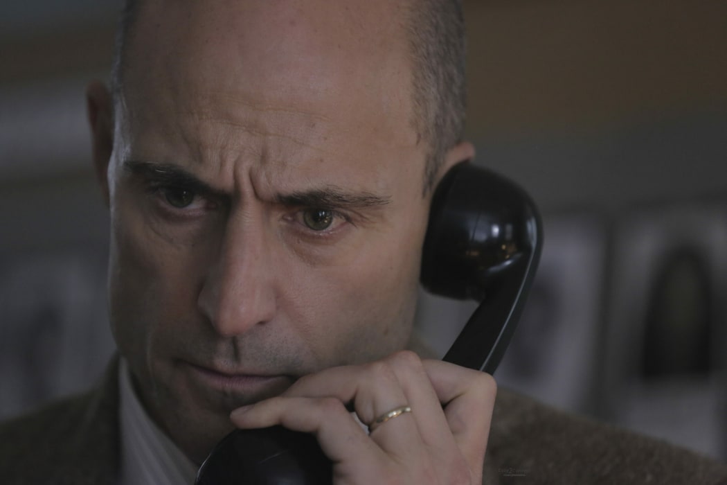 Mark Strong as negotiator Max Vernon.