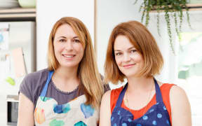 Maree Glading and Jessie Stanley of I Love Pies