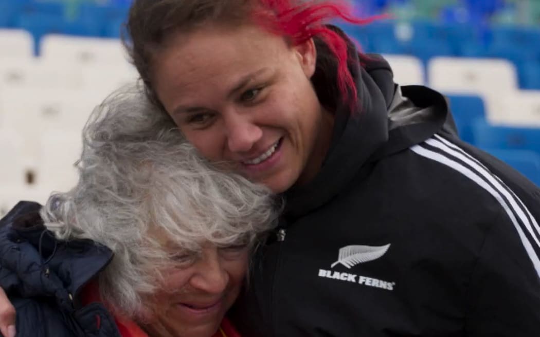Miriam Margolyes and Ruby Tui