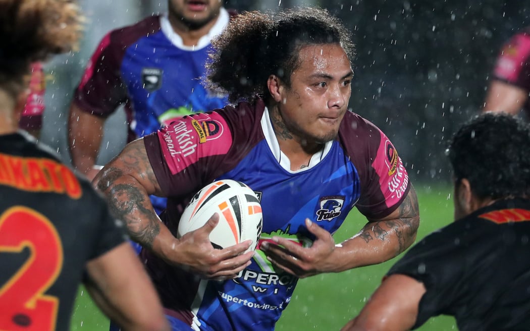 Siliga Kepaoa of the Akarana Falcons.