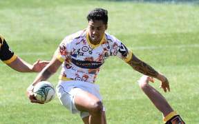 Wellington's Pakai Turia (L) is tackled by Taranaki's Mitchell Graham during the Mitre 10 Cup rugby match between Wellington and Taranaki at Westpac Stadium in Wellington on Sunday the 09th of October 2016. Copyright Photo by Marty Melville / www.Photosport.nz