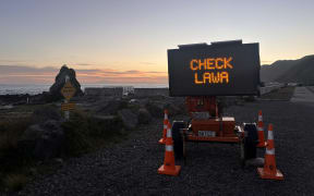 Check Lawa signage, Wellington south coast