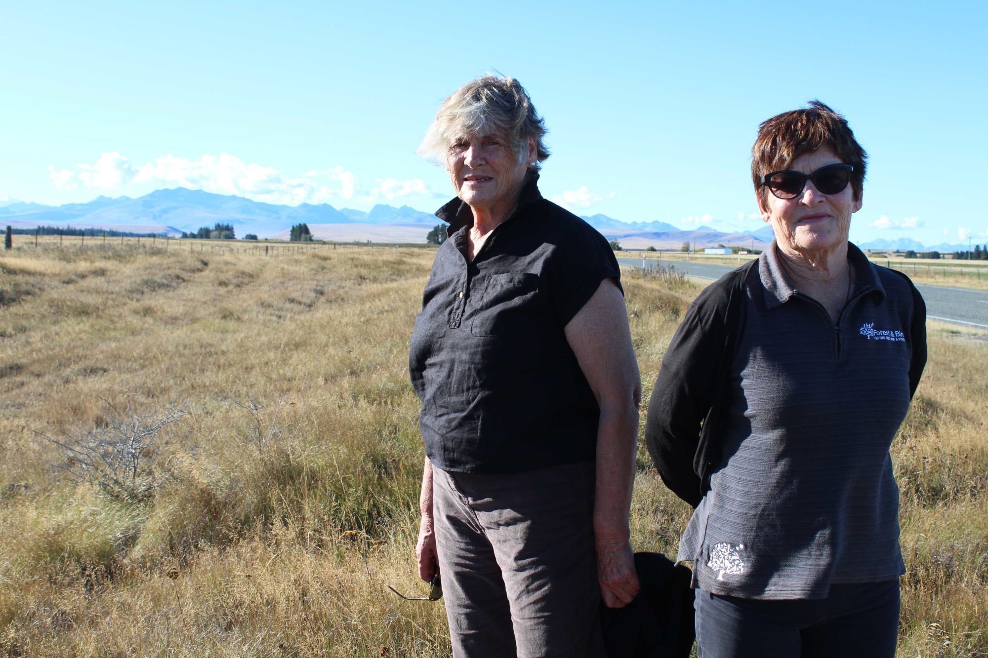 Rosalie Snoyink (l) and Jen Miller (r)