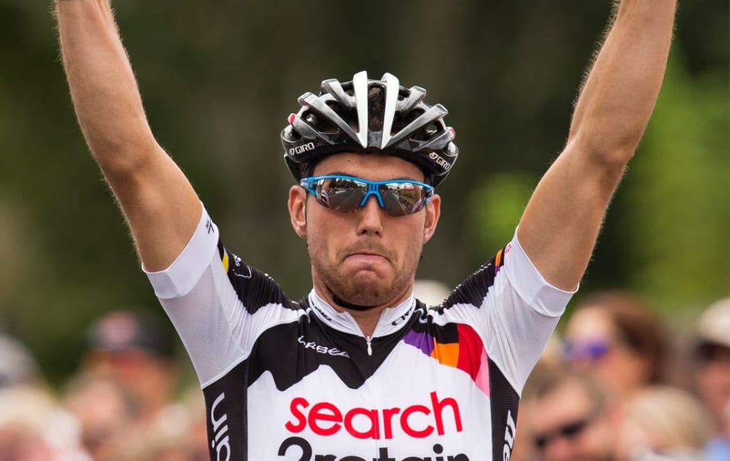 Paddy Bevin wins The REV Classic in 2014