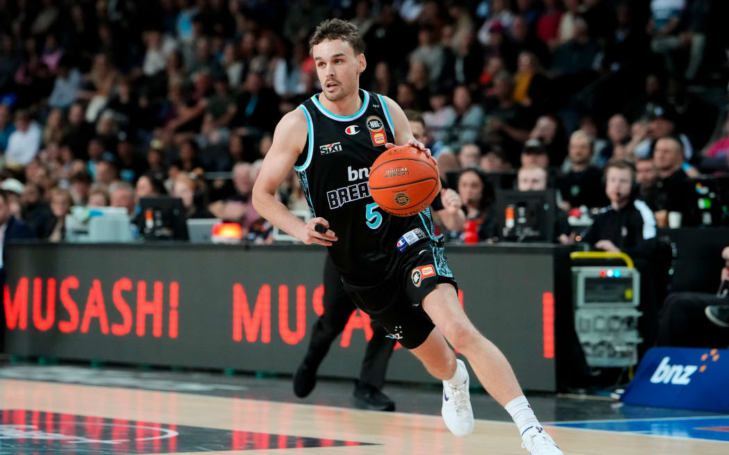 Breakers guard Taylor Britt