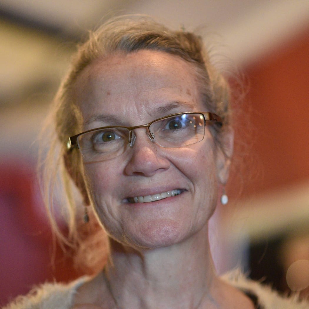 Midwife Sharon Robinson says negative comments can affect a mother's confidence.