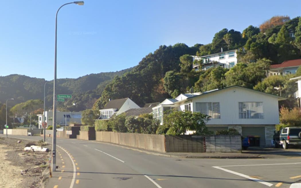 Marine Drive near Taumaru Avenue.