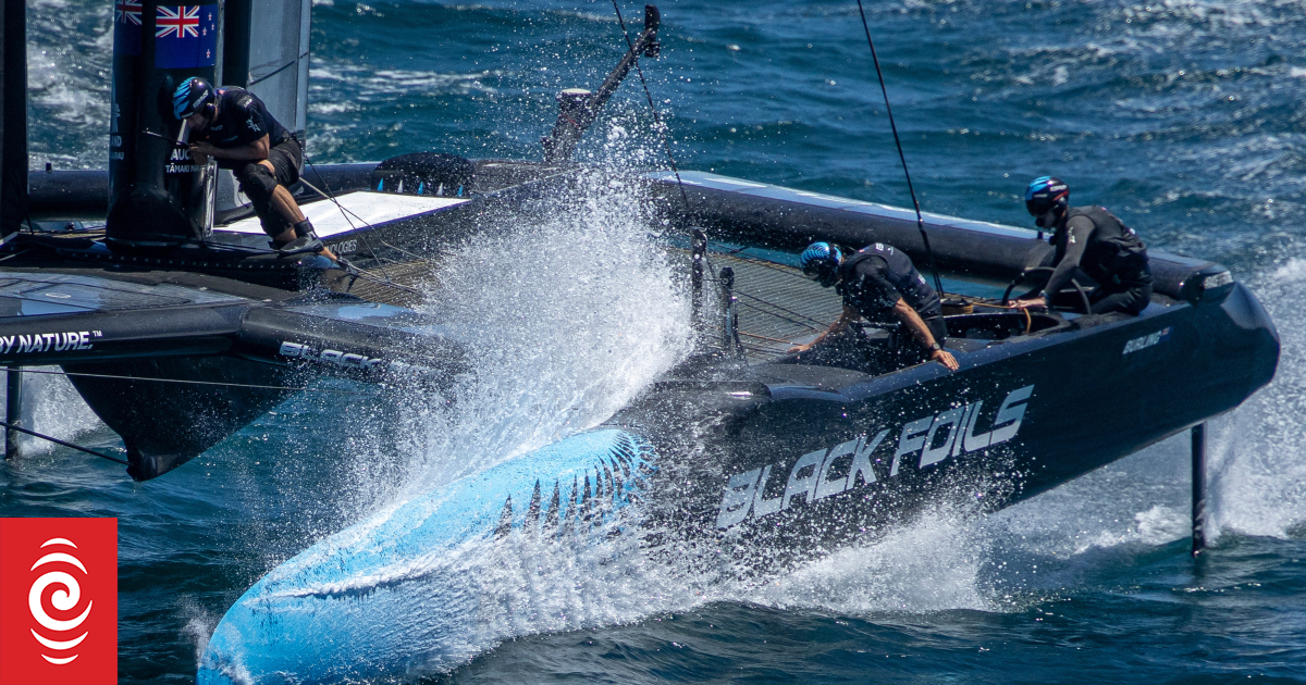 Black Foils sidelined by heavy crash with Swiss at Perth SailGP