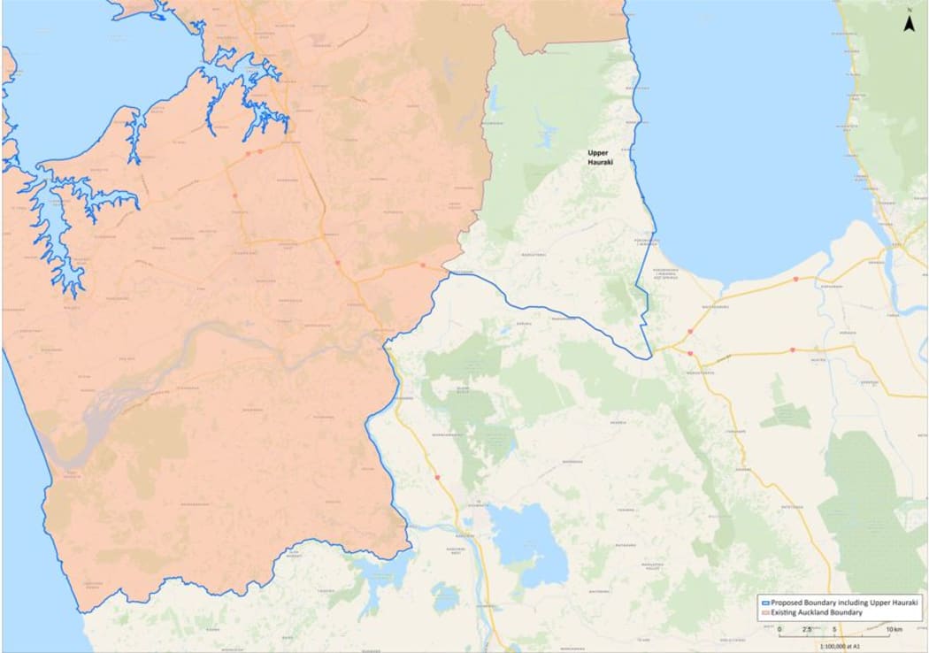 A map of the northern Hauraki area covered by the "bespoke" lockdown, to the left of the main Auckland boundary and outlined in blue.