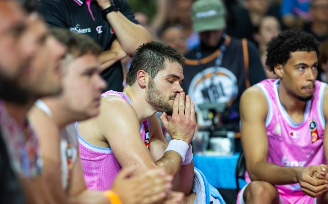 NZ Breakers bench contemplates defeat.
