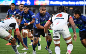 Ofa Tu'ungafasi in action for the Blues.