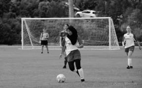 Fatima Hussaini plays football for Hamilton Girls' High and for Melville United.