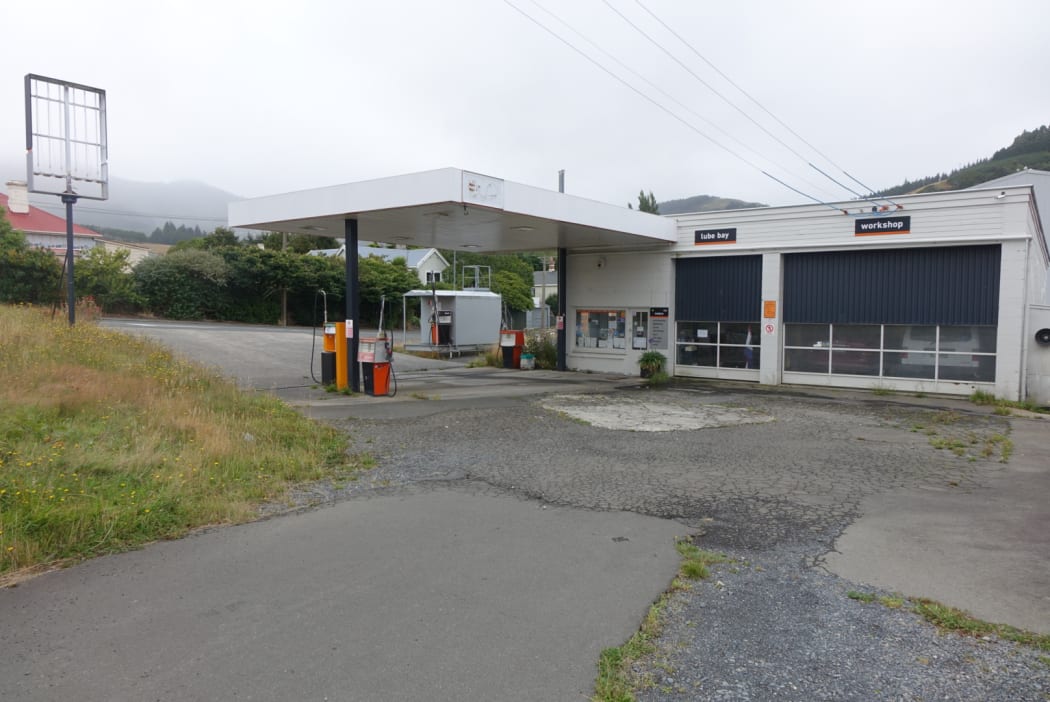 The Sawyers Bay Motors service station, which was used to sell stolen fuel.