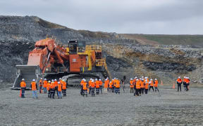 OceanaGold 's fully electric hydraulic shovel