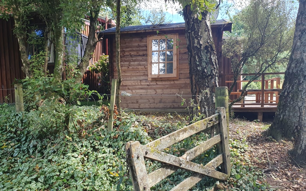 There are cabins where caregivers and those needing care can stay overnight