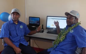 Vanuatu met officers monitor automated stations
