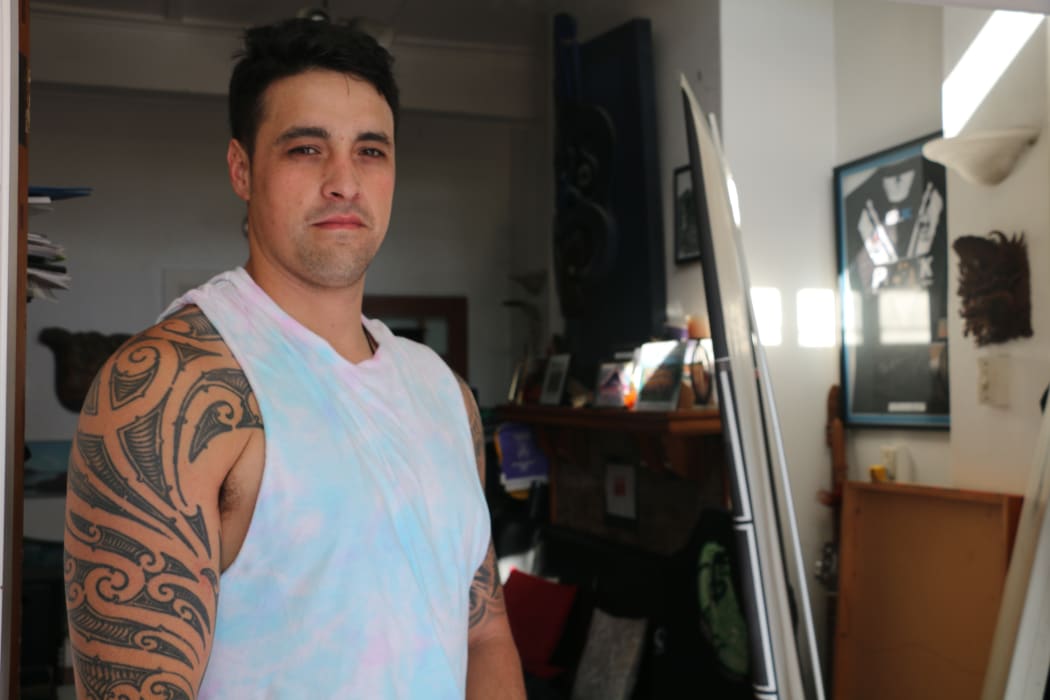Shannon moved home to Rotorua after living in Australia for several years, his puhoro depicts his whakapapa.