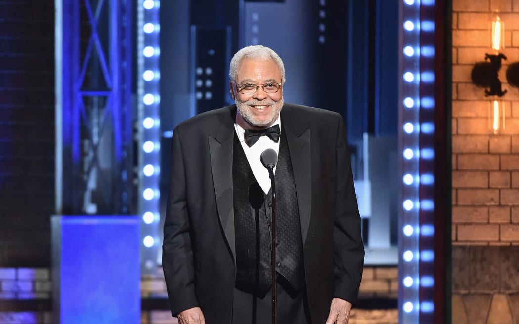 NEW YORK, NY - JUNE 11: James Earl Jones accepts the Special Tony Award for Lifetime Achievement in the Theatre onstage during the 2017 Tony Awards at Radio City Music Hall on June 11, 2017 in New York City.   Theo Wargo/Getty Images for Tony Awards Productions/AFP (Photo by Theo Wargo / GETTY IMAGES NORTH AMERICA / Getty Images via AFP)