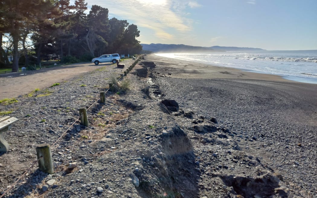 A new relocatable bund is proposed to replace this well-worn bund at Amberley Beach.