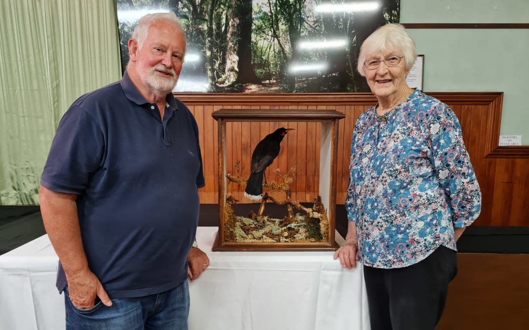 President of the Dannevirke Gallery of History Nancy Wadsworth and vice president Murray Holden.