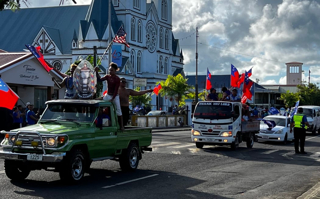 Toa Samoa fans celebrate in Apia ahead of Rugby League World Cup final against Australia on 20 November.