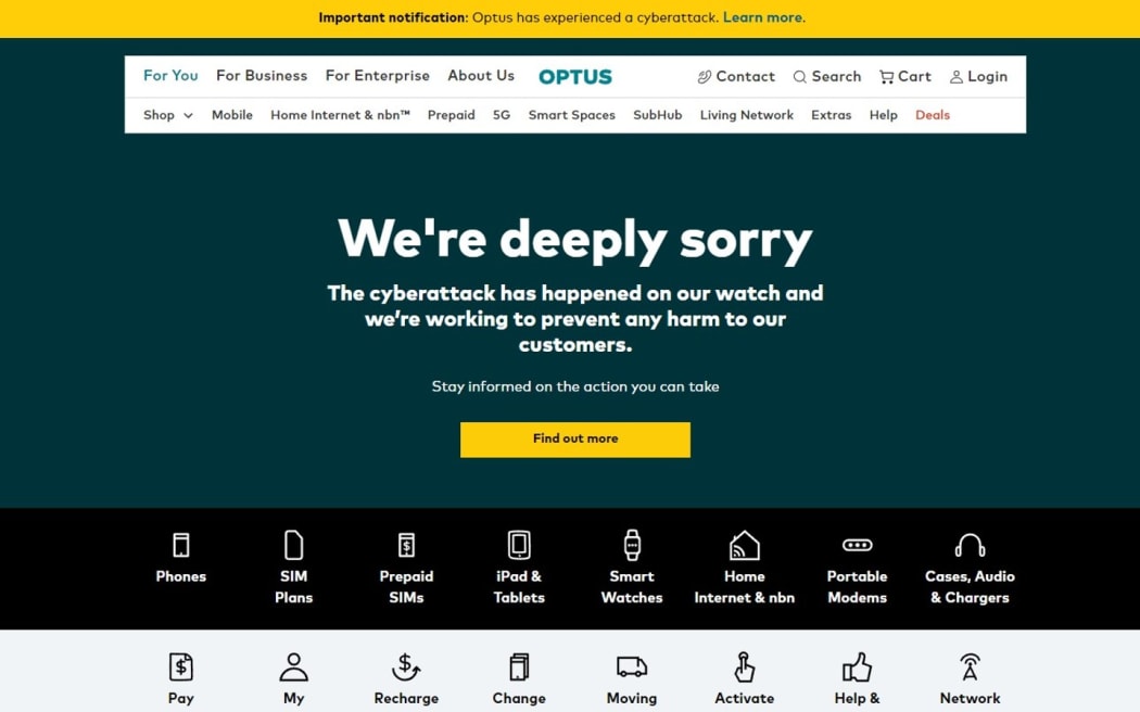 Optus issuing apology on their website for data breach