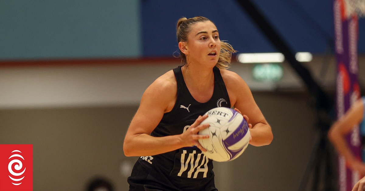 Crampton becomes third former Silver Fern to sign to 2024 Australian comp - Vimarsana News