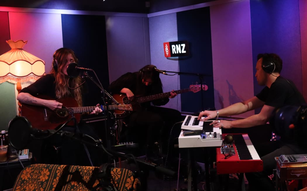 Reb Fountain peforms with her band in RNZ's Auckland studio for NZ Live.