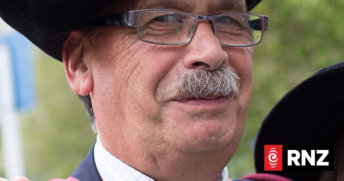 Māori health and arts leader John Broughton dies