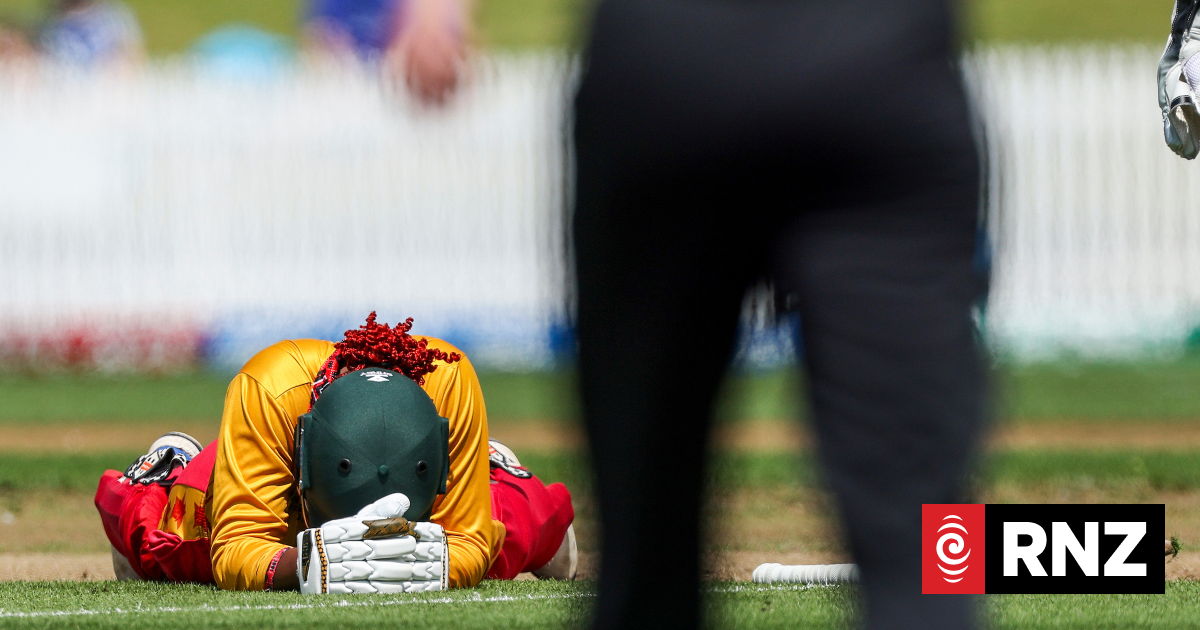 Live: White Ferns v Zimbabwe - third T20 International in Hamilton