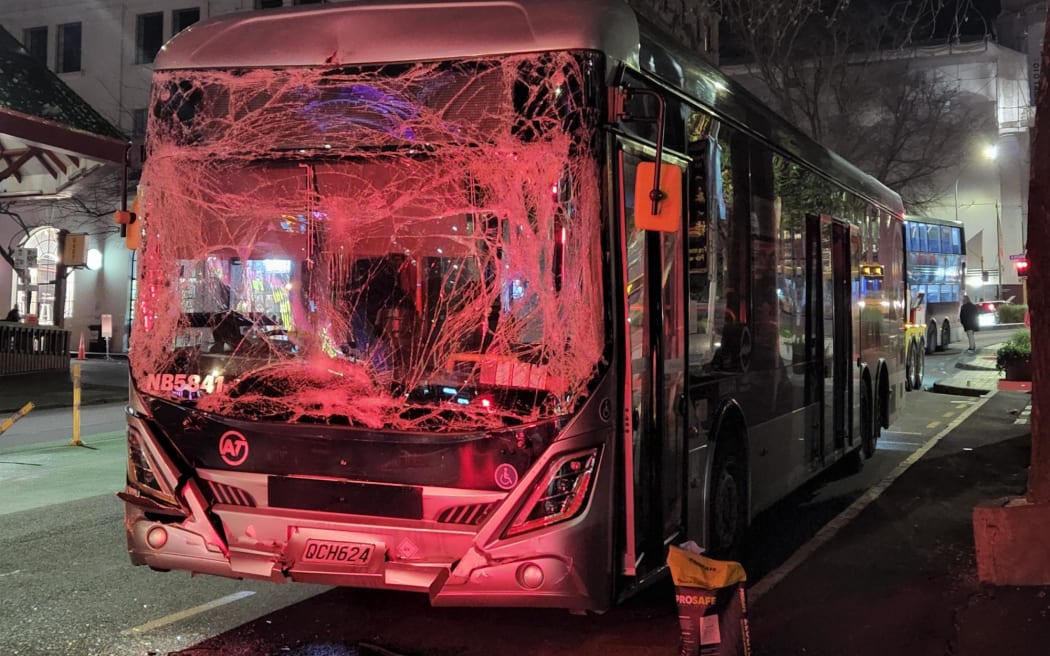 Two buses collided in downtown Auckland Saturday night.