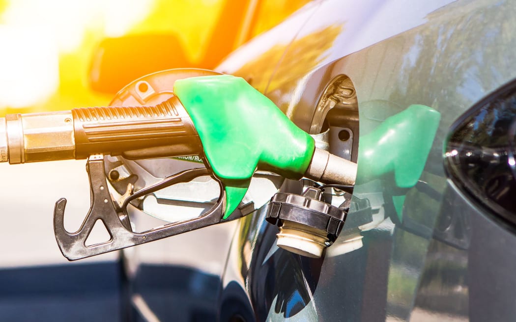 petrol pump generic, petrol generic