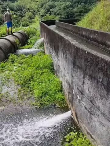An example of leaks along a flume that forms part of Port Moresby's water supply network. (Supplied)