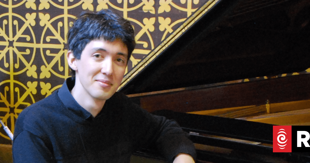 RAVEL: Miroirs | RNZ