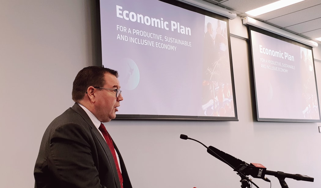 Grant Robertson at Callaghan Innovation in Wellington.
