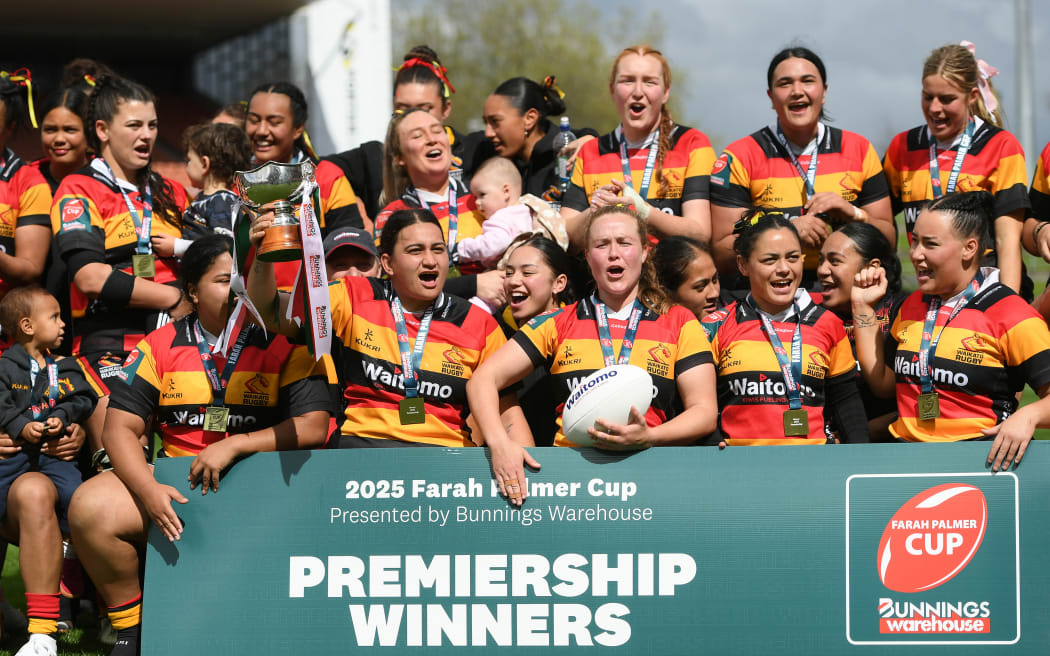 Waikato players celebrate with the Farah Palmer Cup, Farah Palmer Cup Final, Waikato v Canterbury, FMG Stadium, Hamilton.
