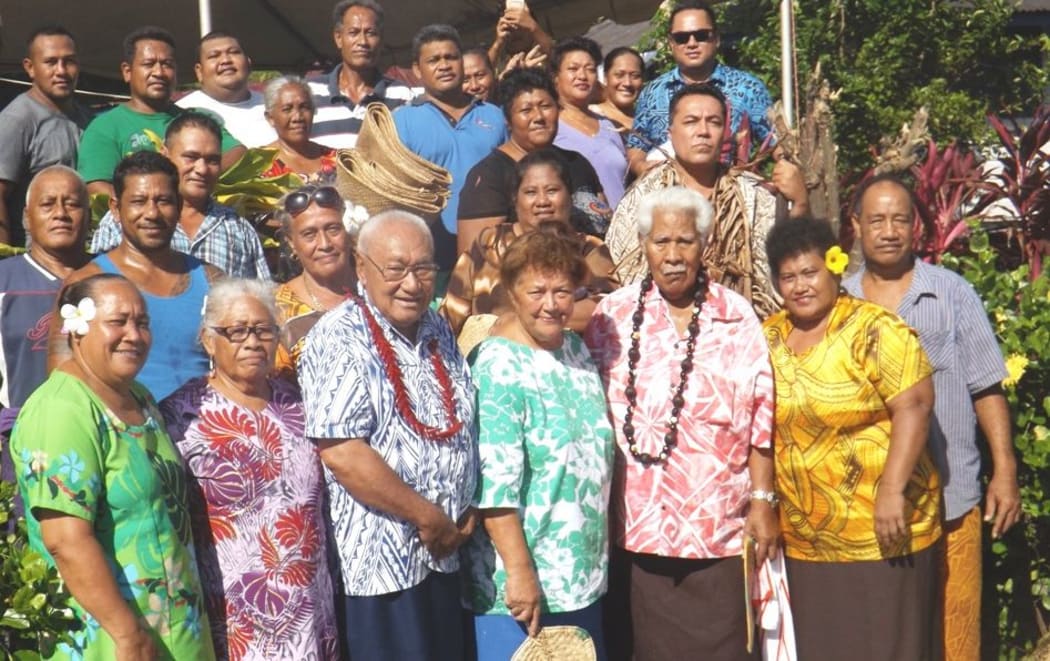 Leota Leulua'ialii Itu'au Ale, third from left with his wife and members of his family when he returned to Solosolo village recently.