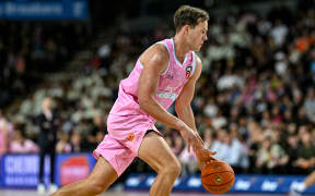 Sam Mennenga of the Breakers.